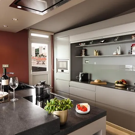 105m2 Penthouse Sea View Rijeka, Free Garage Parking *