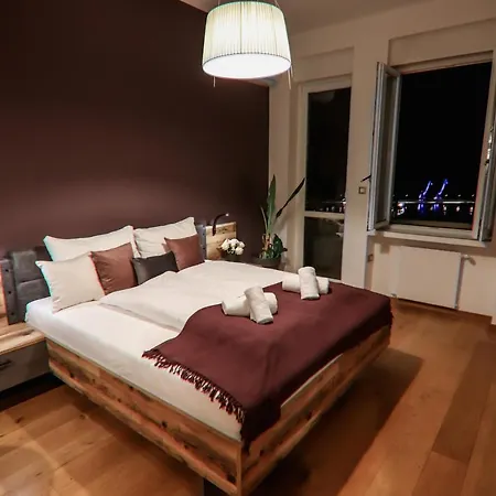 105m2 Penthouse Sea View With Free Garage Parking Lägenhet Rijeka