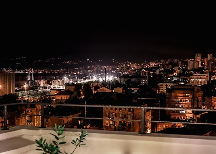 105m2 Penthouse Sea View Apartamento *
