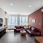 105m2 Penthouse Sea View Rijeka, Free Garage Parking *